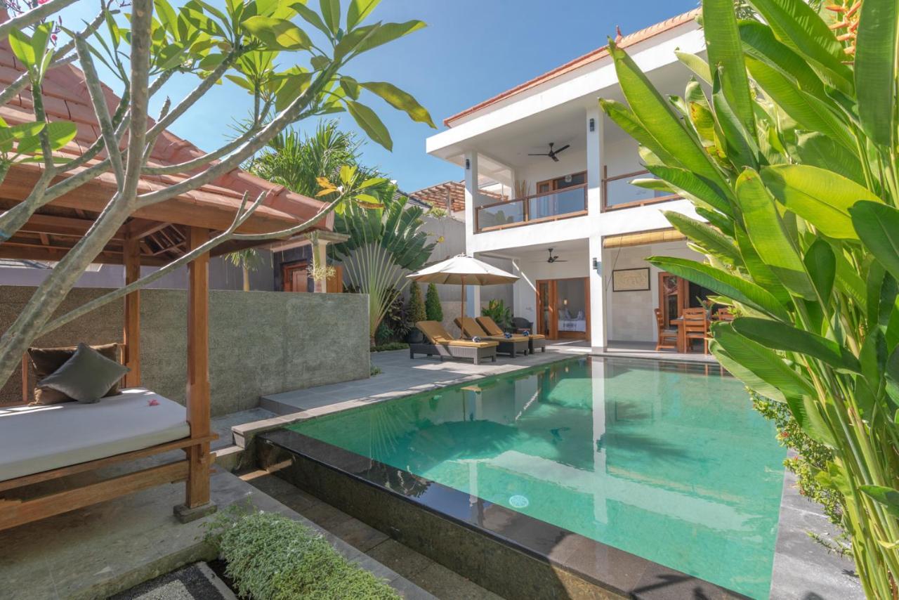 Villa Royal Сингараджа Экстерьер фото